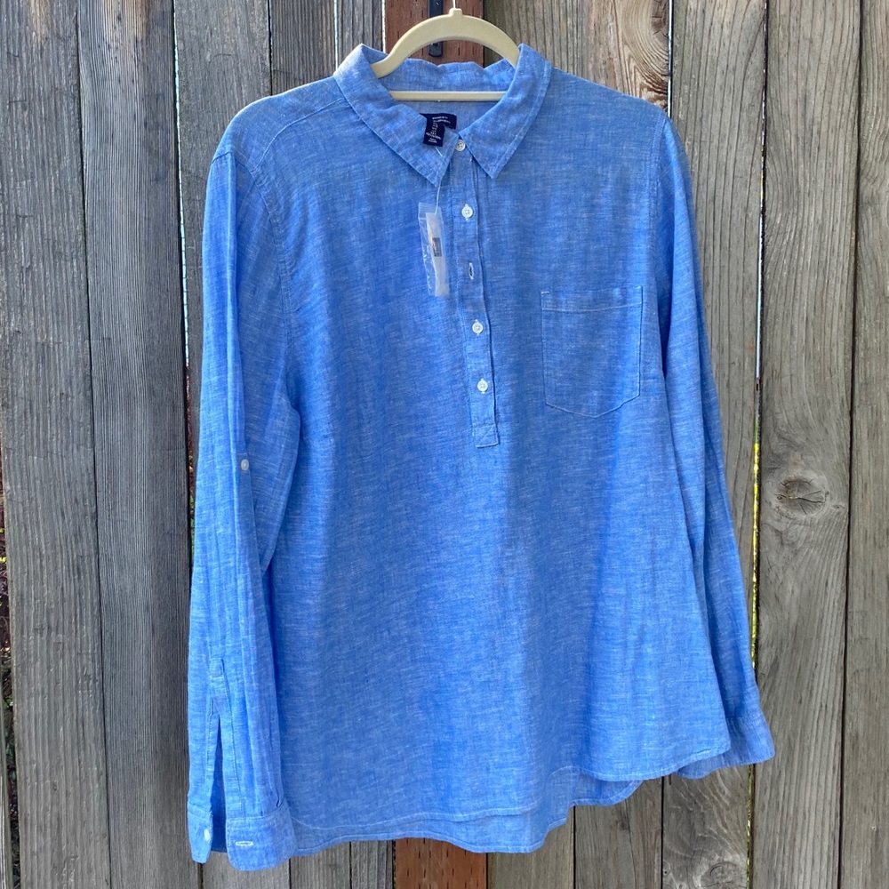 Gap Breezy Boyfriend Fit Top